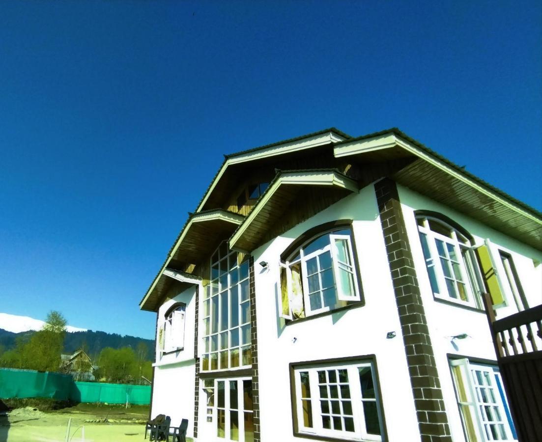 The Gulmarg Gateway Resort Srīnagar Exteriér fotografie